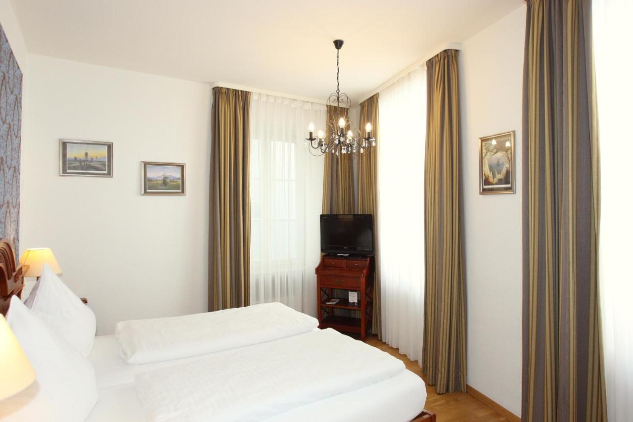 Hotel Rathausgloeckel Baden-Baden Ngoại thất bức ảnh