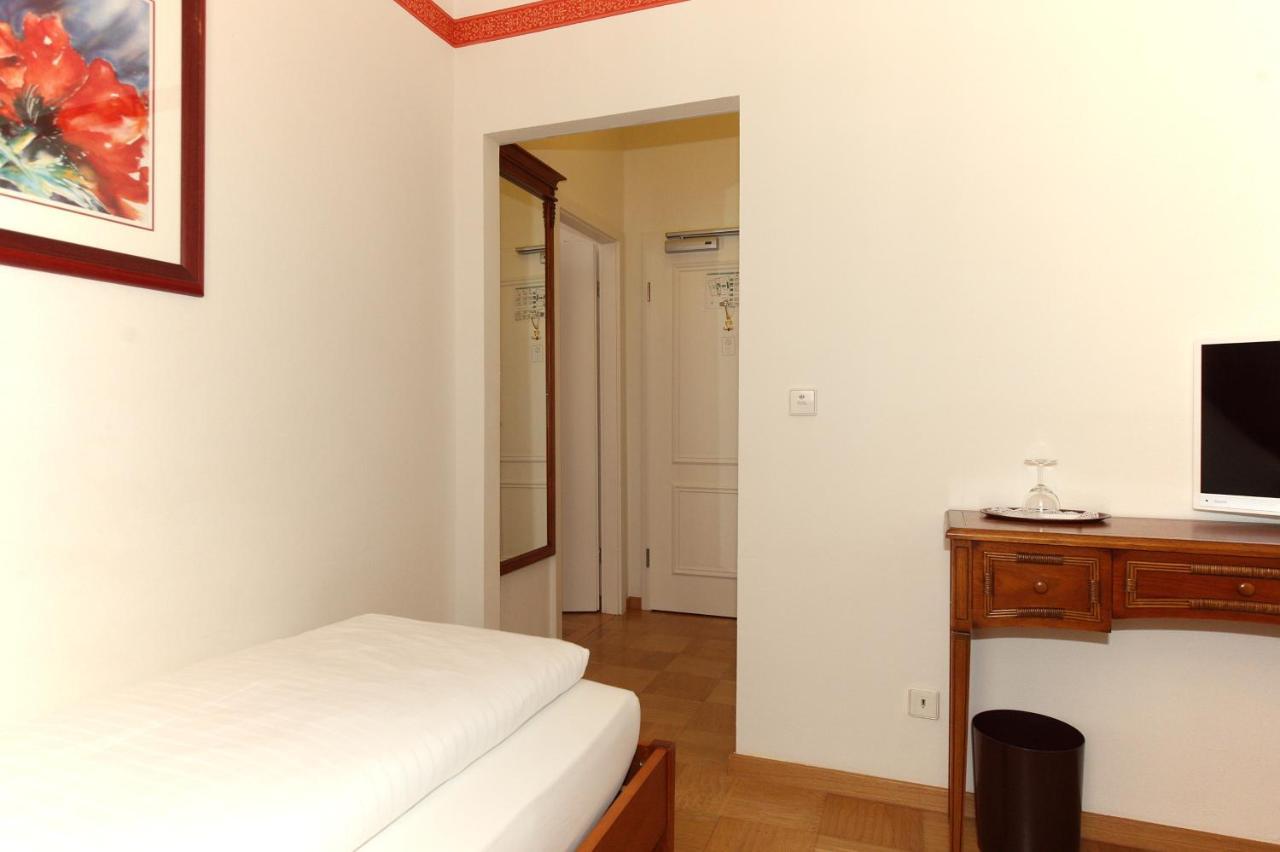 Hotel Rathausgloeckel Baden-Baden Ngoại thất bức ảnh